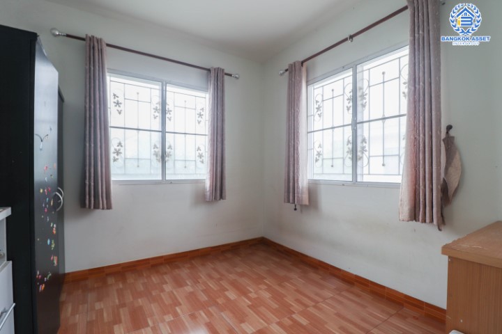 *****ทาวน์เฮ้าส์มือสองย่านนนทบุรี ม.พฤกษาวิลล์28 วงแหวน-รัตนาธิเบศร์ #หลังมุม เนื้อที่เยอะเกือบเท่าบ้านแฝดถึง 34.7 ตร.ว. ฟังก์ชัน 3 ห้องนอน 2 ห้องน้ำ 1 ที่จอดรถ ต่อเติมห้องอเนประสงค์, ครัว และหลังคาโรงรถเรียบร้อยแล้ว บนทำเลเยี่ยมเพียง 8 นาทีก็ถึงรถไฟฟ้าสายสีม่วง "สถานีตลาดบางใหญ่"